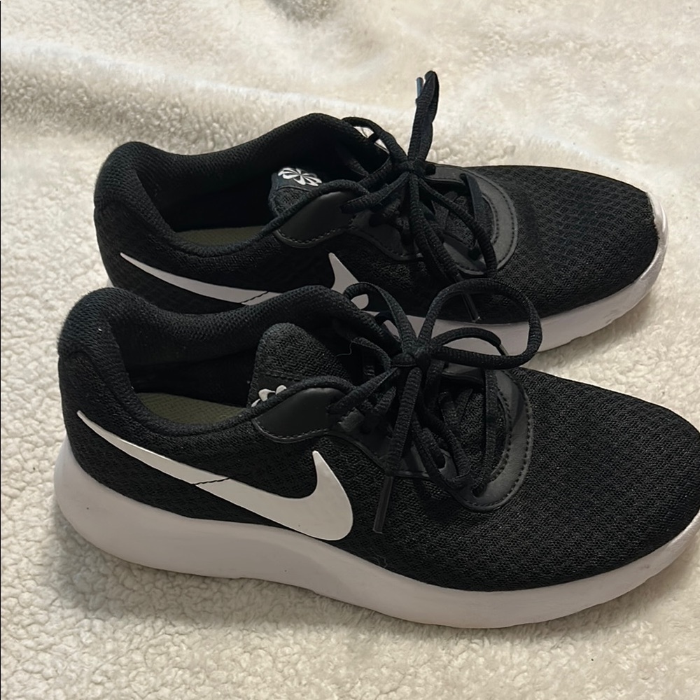 Nike Classic Black and White Running Shoes